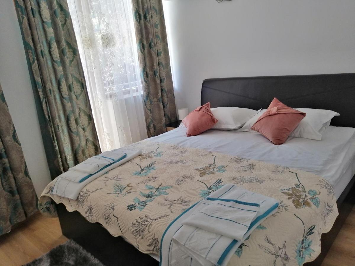 Casa Gabi'S Hotell Orşova Exteriör bild
